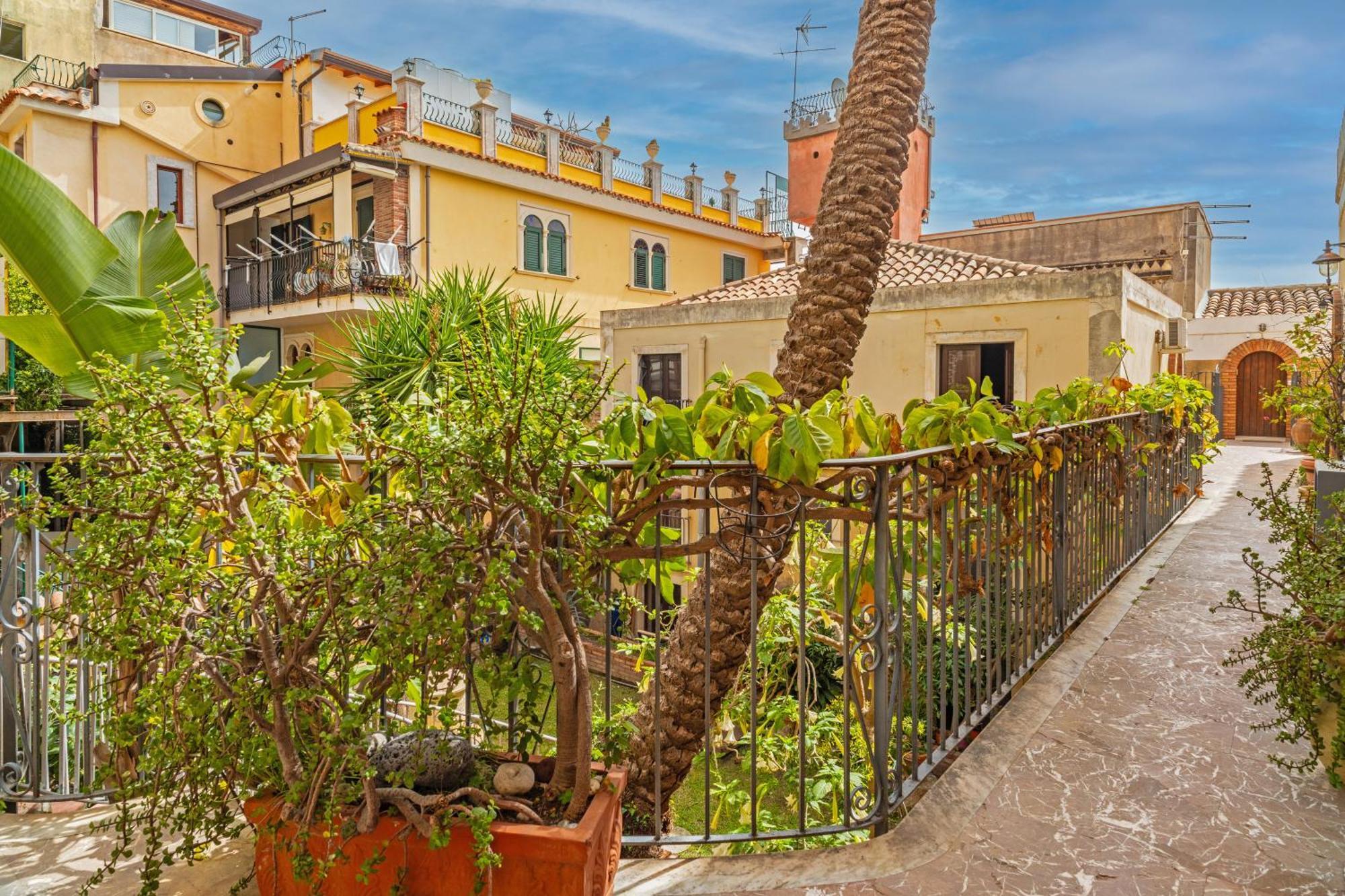 דירות טאורמינה Casa Fabrizio מראה חיצוני תמונה